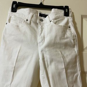 Women jeans